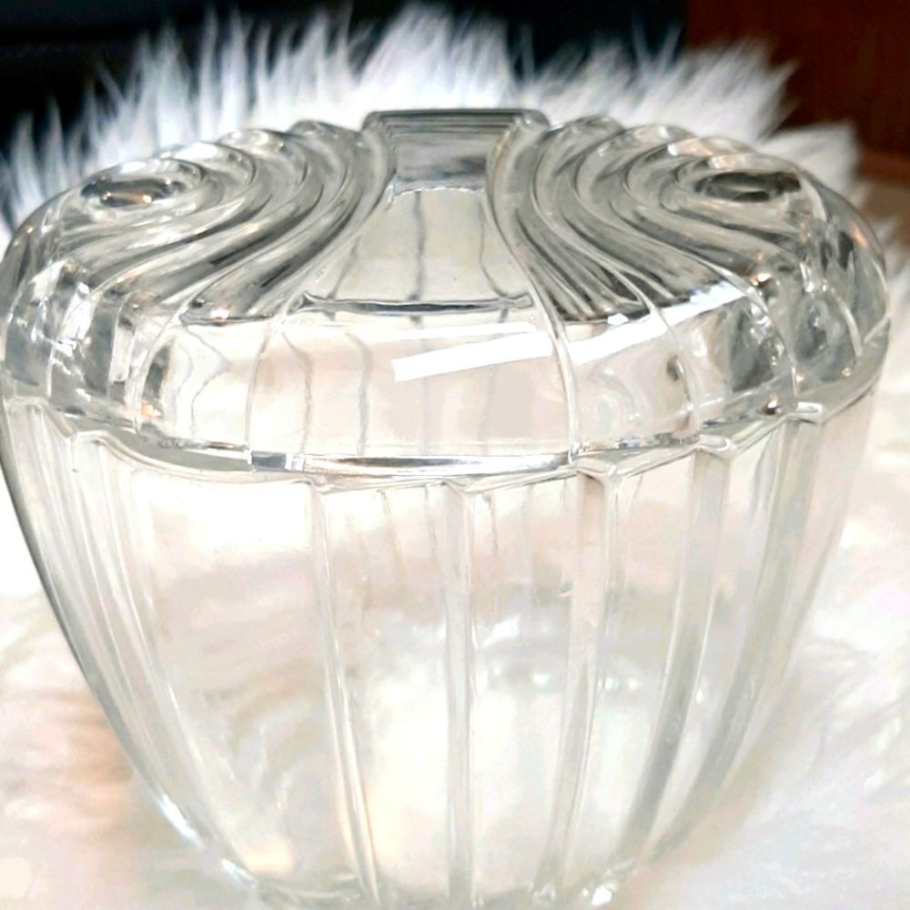 A VINTAGE Glass 50 S  Refrigerator Container‎ 5 H x6 W